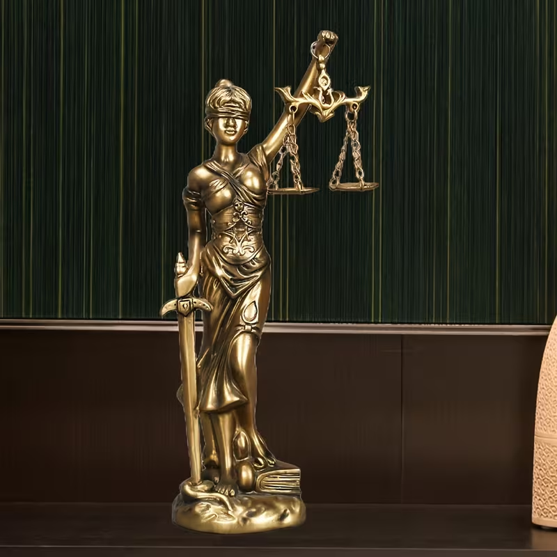 Kreatywna Retro Statuetka Bogi – Model Kit Judge recenzja i cena