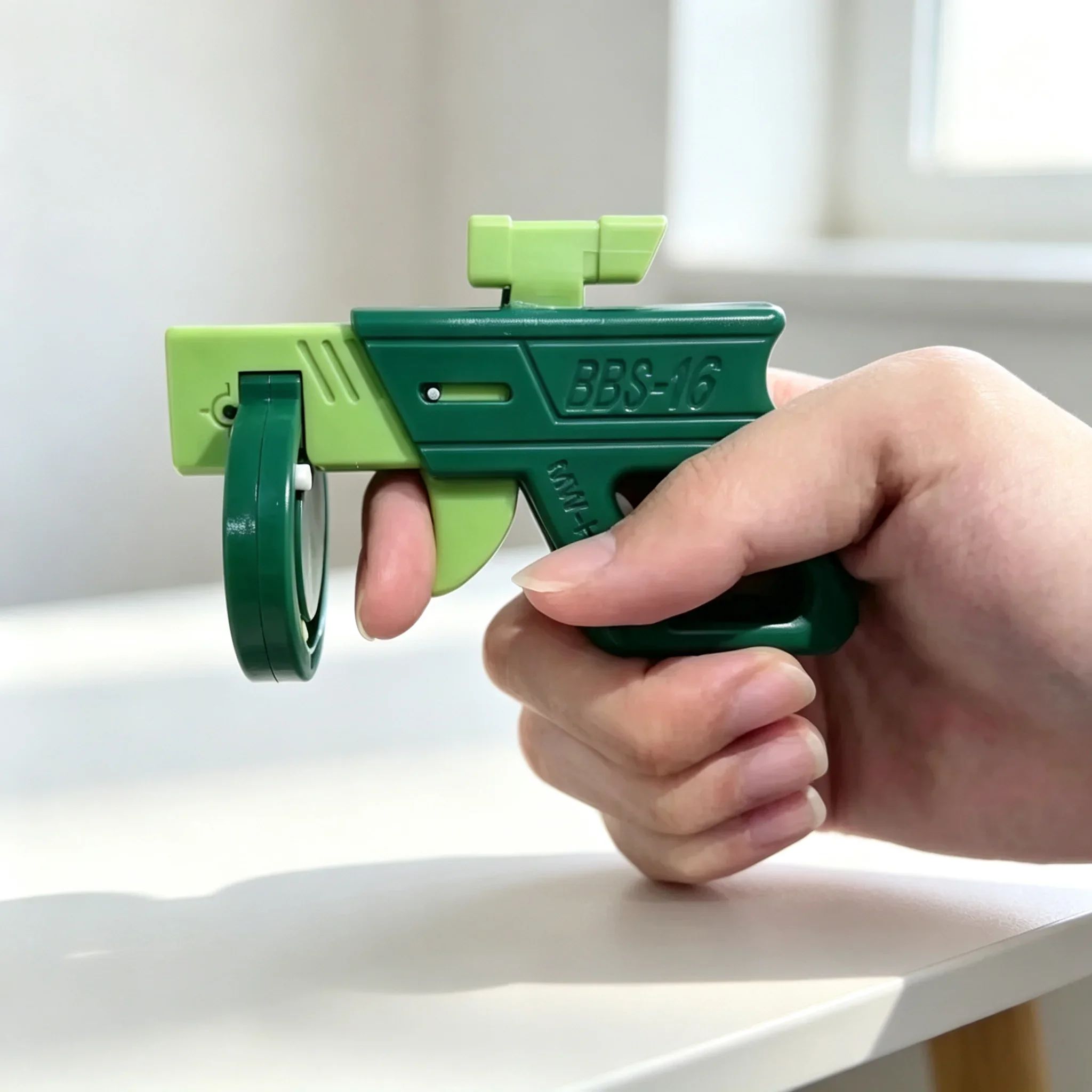 Zestaw do samodzielnego montaż – Model Kit Weapons recenzja i cena