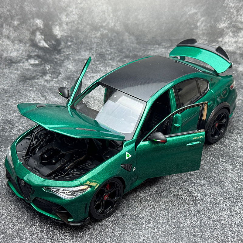 Bburago 1:18 Alfa Romeo Giulia – Model Kit Alfa Romeo recenzja i cena